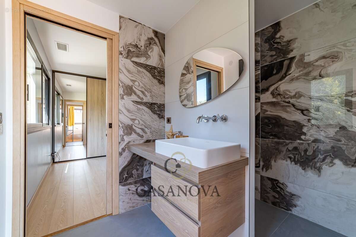 Maison à SAINT-GELY-DU-FESC