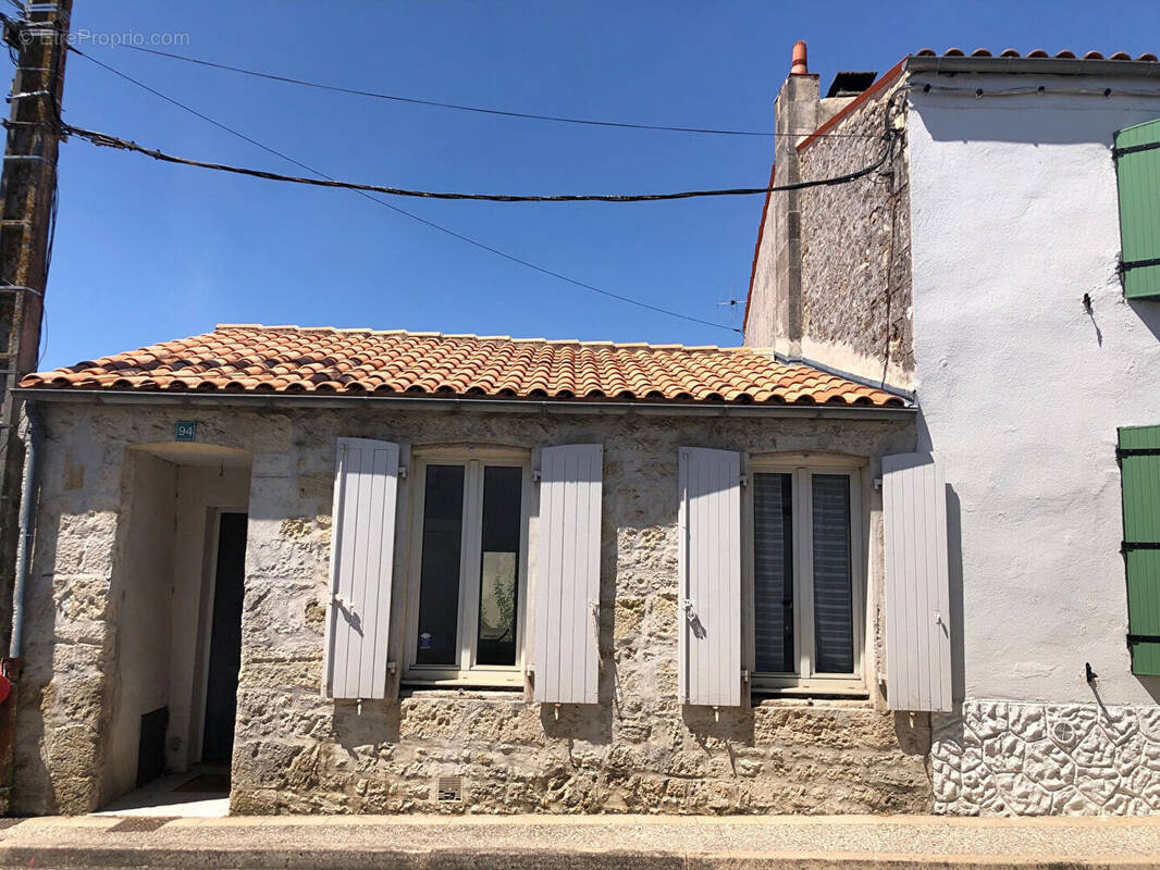 Maison à SAINT-AGNANT