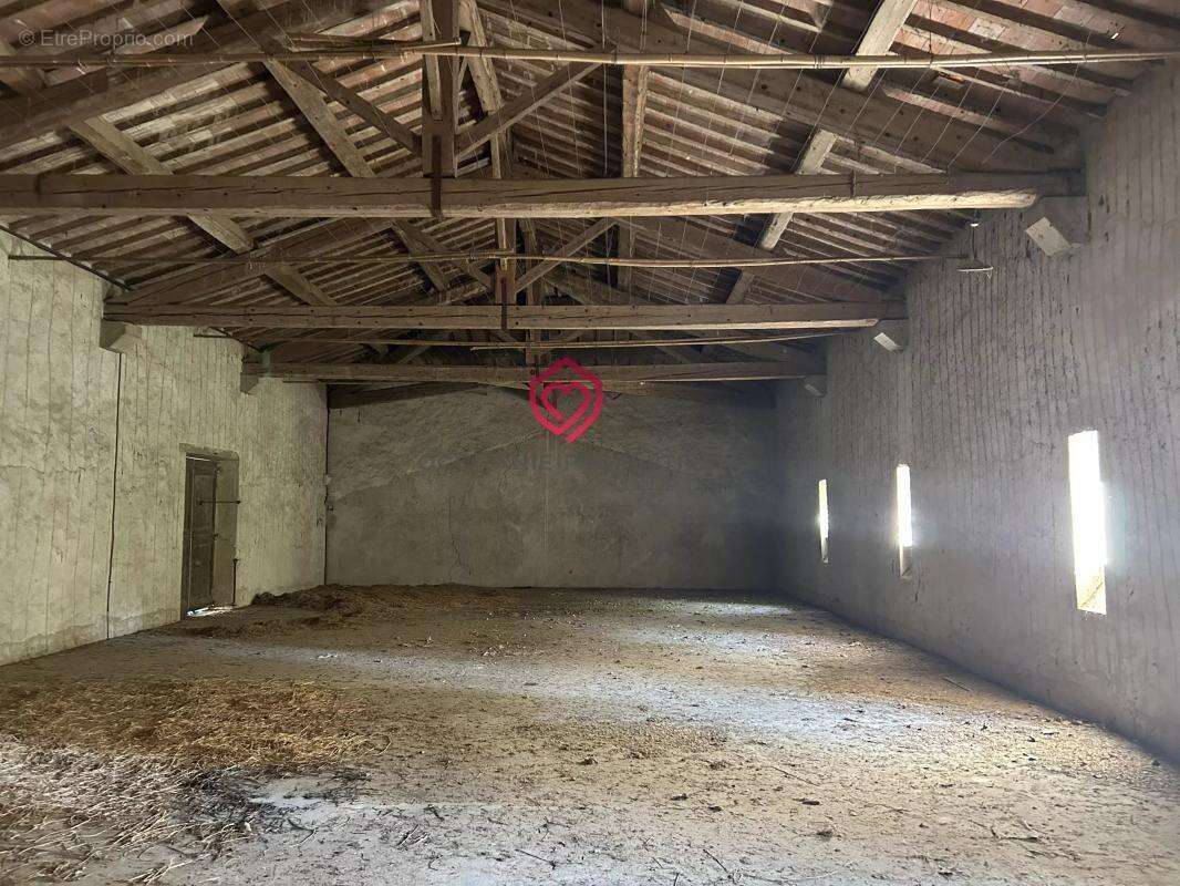 Appartement à CARCASSONNE