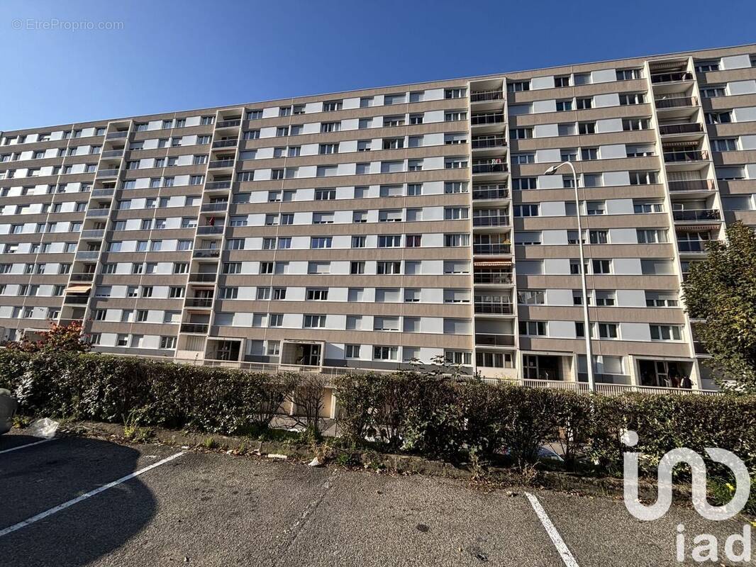 Photo 1 - Appartement à SAINT-ETIENNE