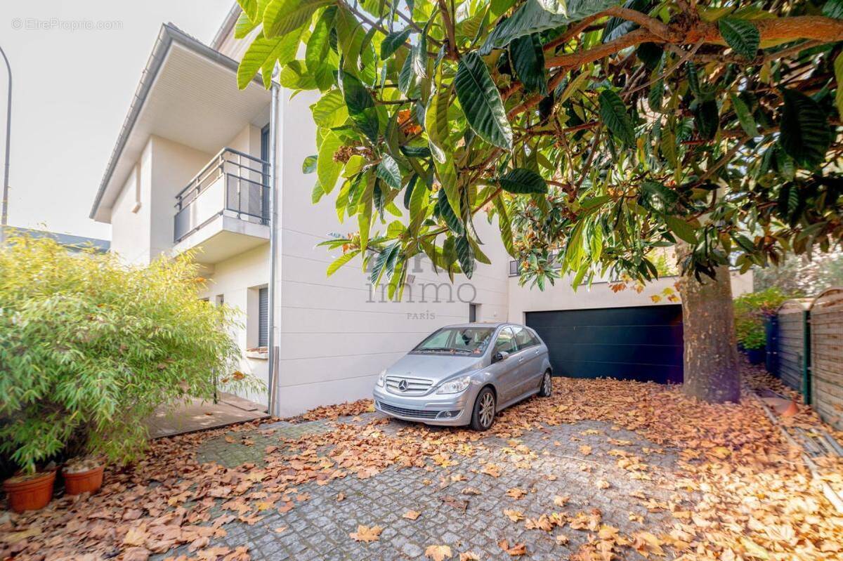 Maison à BOIS-COLOMBES