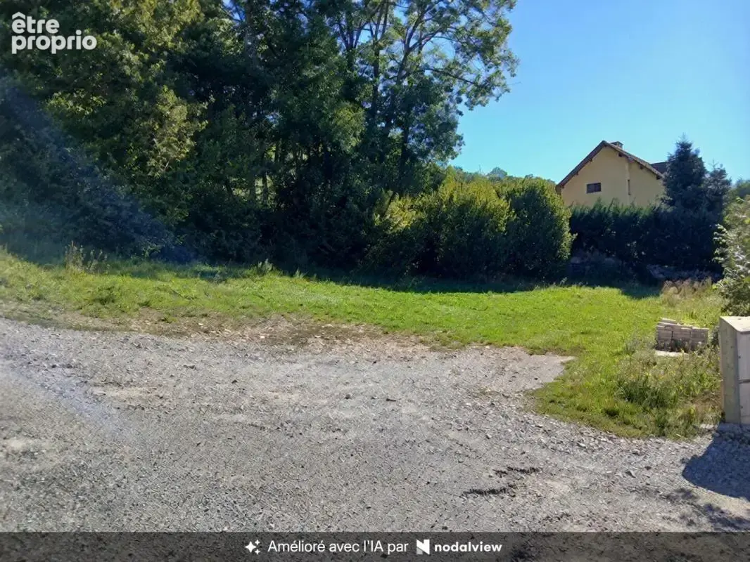 Terrain Saint Bonnet En Champsaur 588 m2 - photo 2