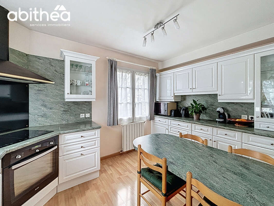 Maison à CHOISY-LE-ROI