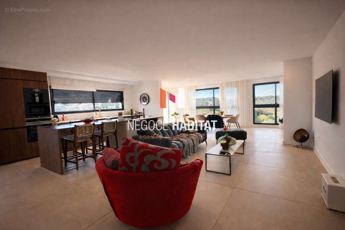 Appartement à JUVIGNAC