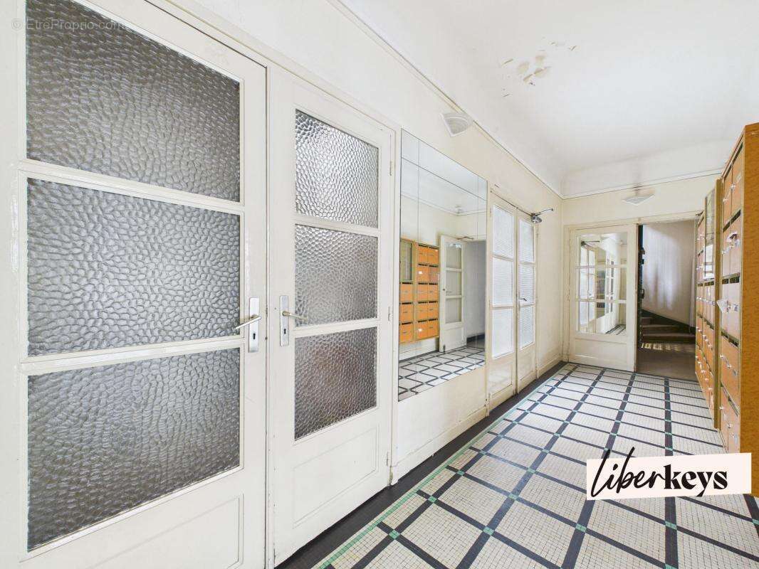 Charmant T2 traversant de 37 m² – Lumineux, au 5ᵉ étage avec ascenseur – Paris 11ᵉ (Voltaire) - photo 15