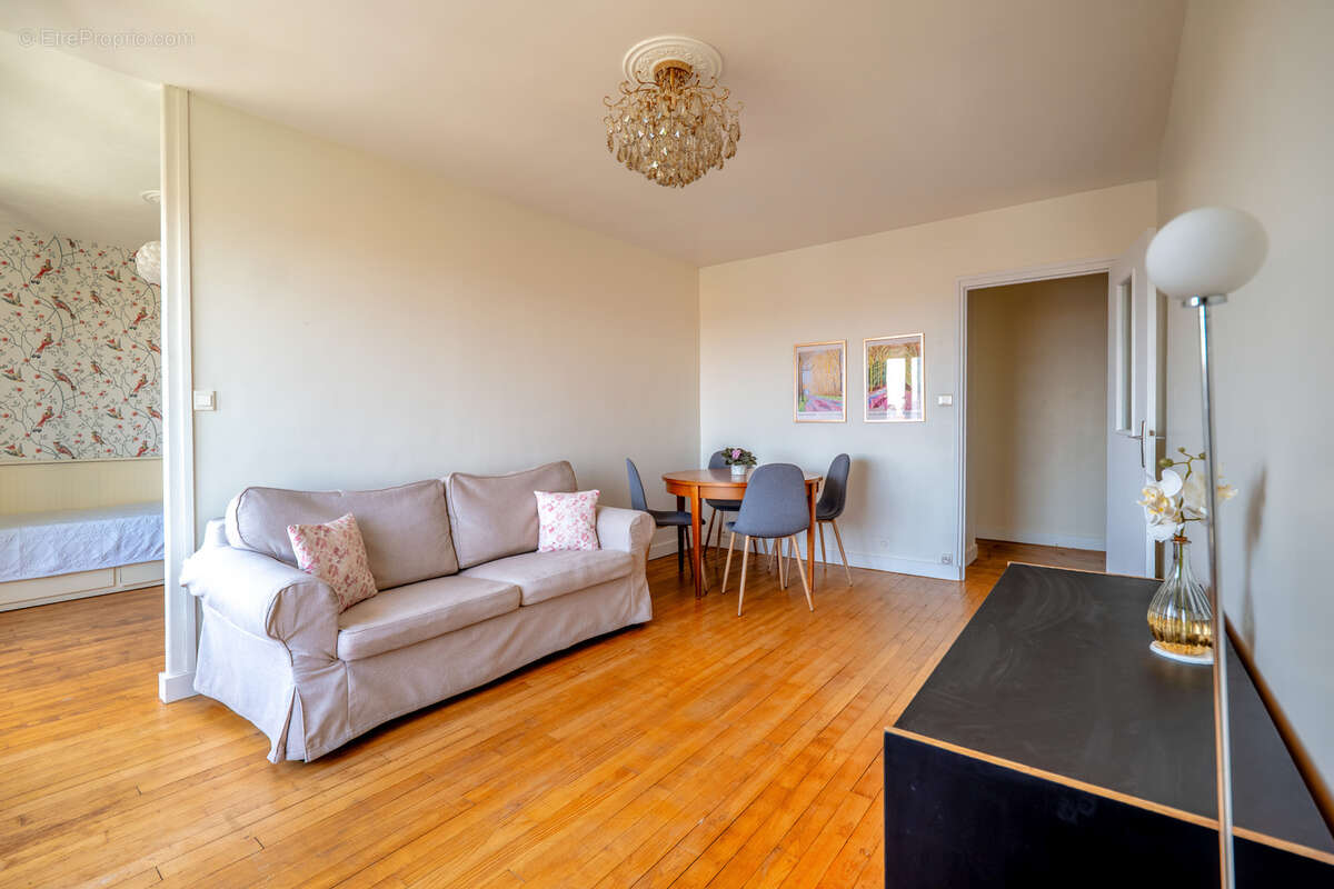 Appartement à NOGENT-SUR-MARNE