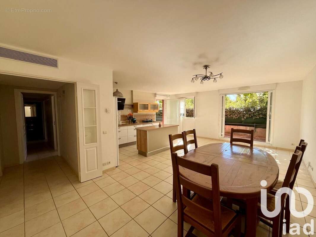 Photo 2 - Appartement à AUBAGNE