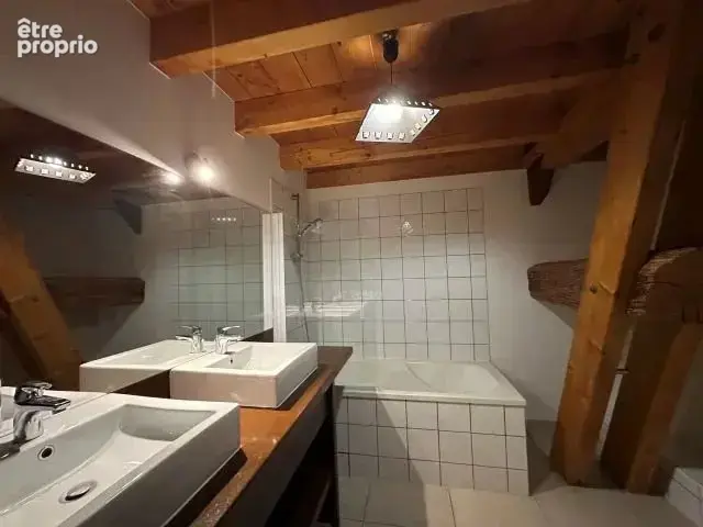 Duplex de type 4 plein de charme et de cachet - photo 3