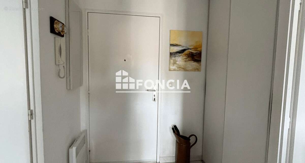 Appartement à HYERES