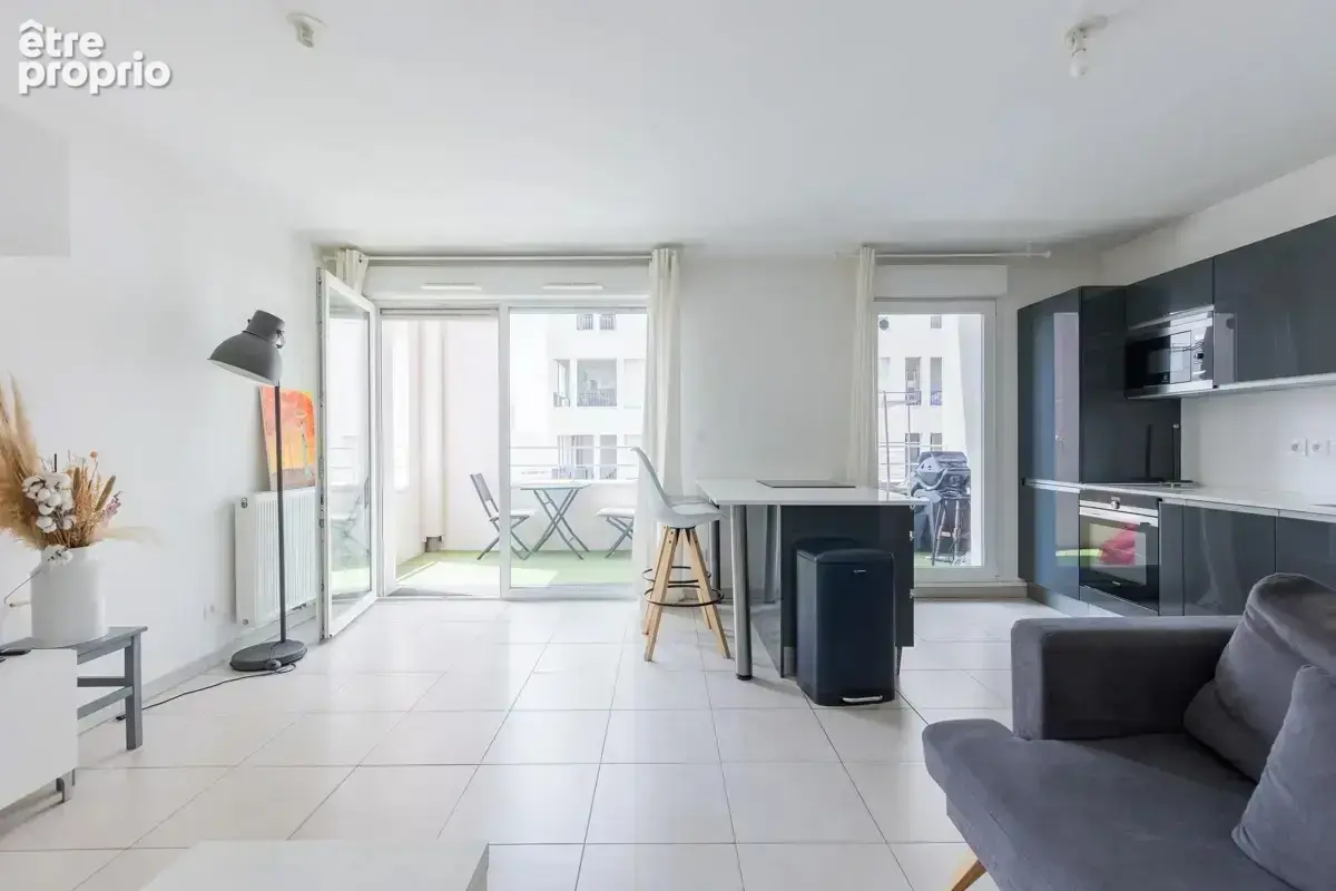 Référence : 7208-CLA - Duplex 3 pièces avec terrasse et place de parking - photo 3