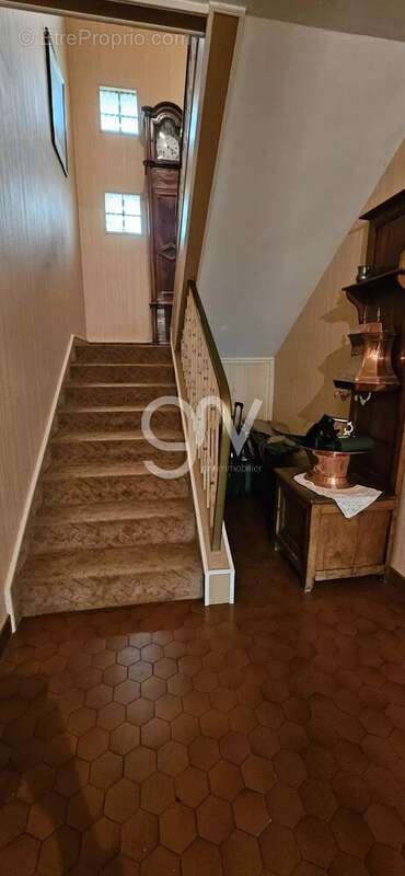 Maison à ARPAJON-SUR-CERE