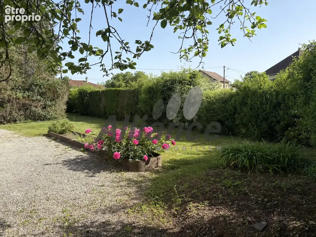 Maison  de  type  f5  avec  grand  terrain  a  froideconche - photo 21