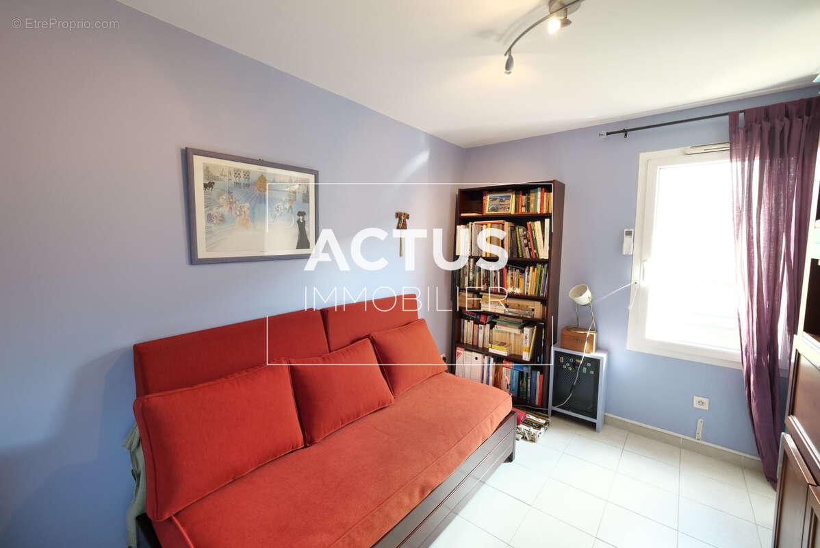 Appartement 92 m² à Salon-De-Provence  - photo 7
