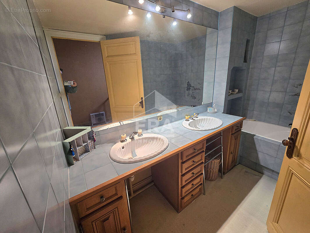 Maison à SAINT-SEURIN-SUR-L&#039;ISLE