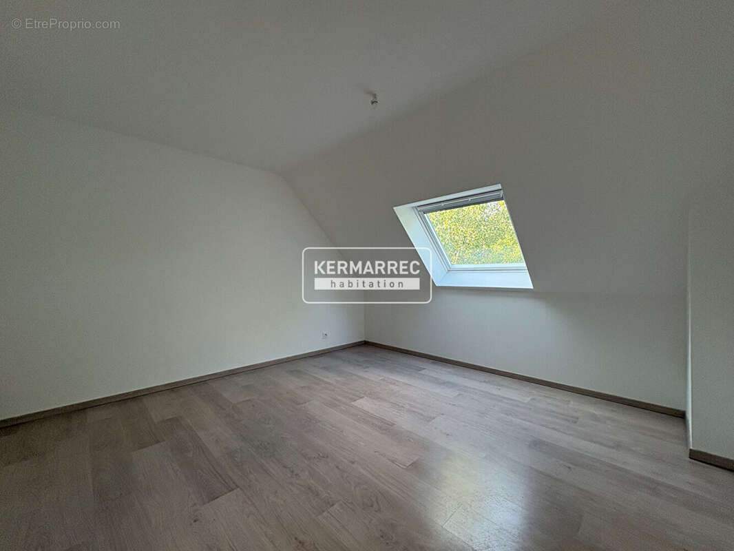 Maison  6 pièce(s) - 4 chambres - jardin - garage - gare - Bruz - photo 12