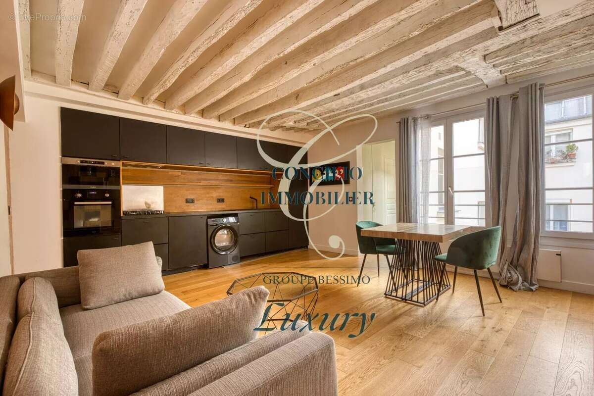 Appartement à PARIS-2E