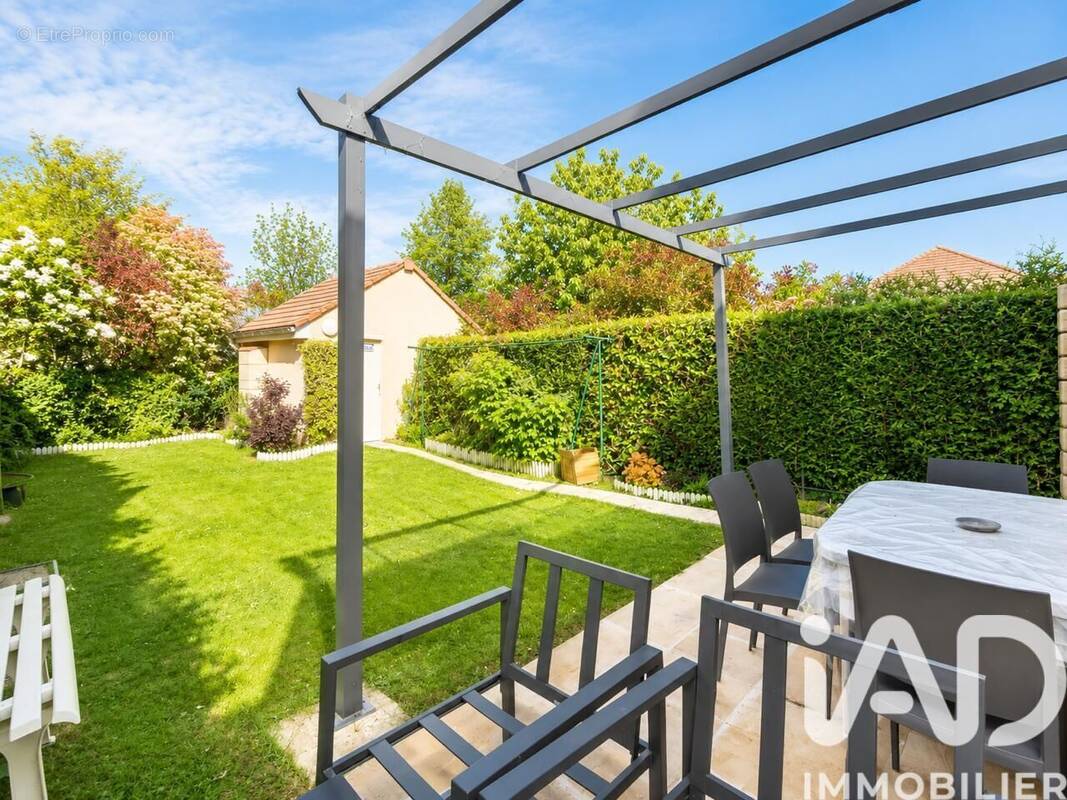 Photo 1 - Maison à MOUSSY-LE-NEUF