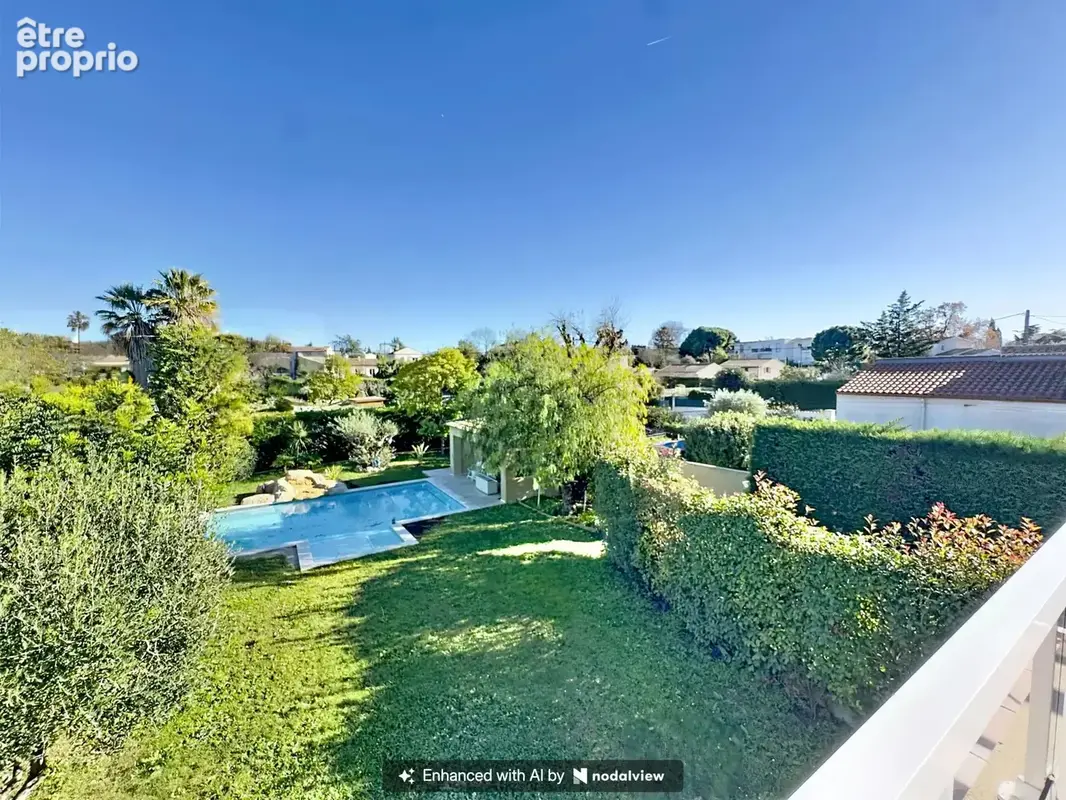 Antibes – Villa récente avec piscine, quartier calme et recherché – 1 450 000 € - photo 2