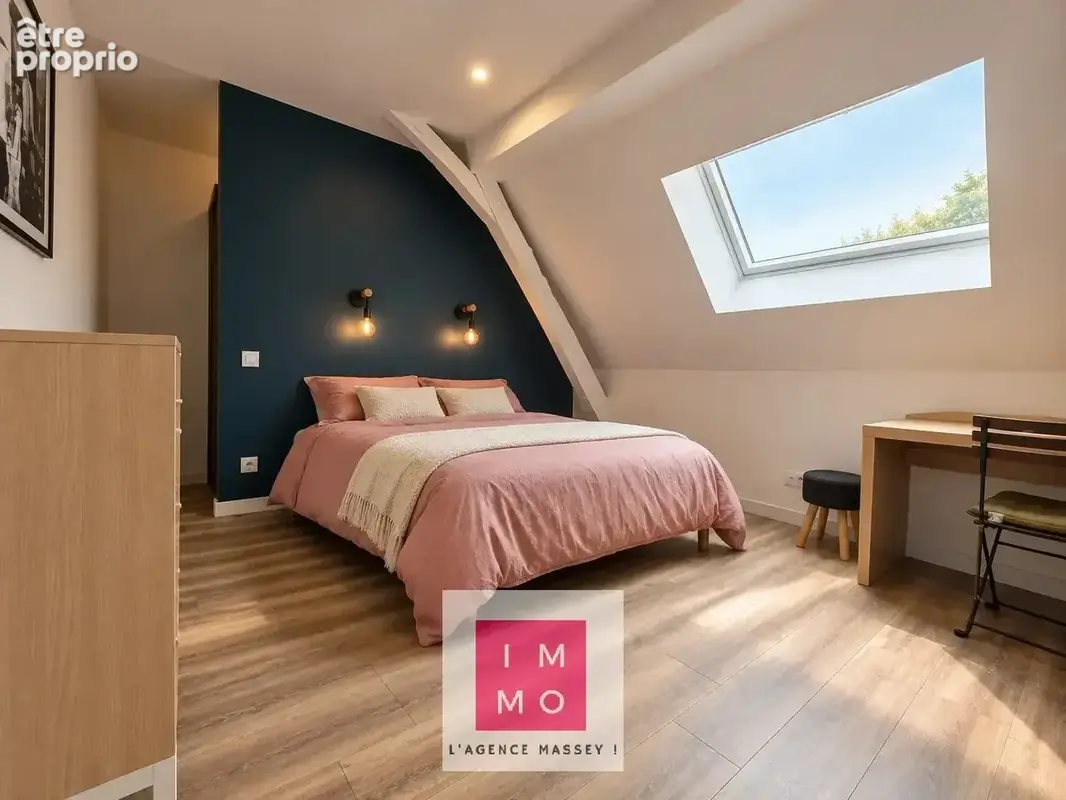 Caractère, charme & esprit contemporain — une demeure de 180 m² à la rénovation très récente, proche des commodités - photo 27