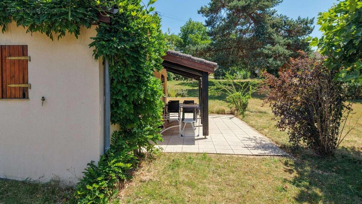 Belle opportunité : maison 2 chambres, jardin et terrasse couver - photo 3