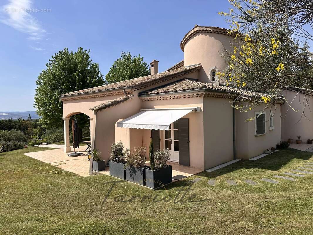 Maison à ALLAN