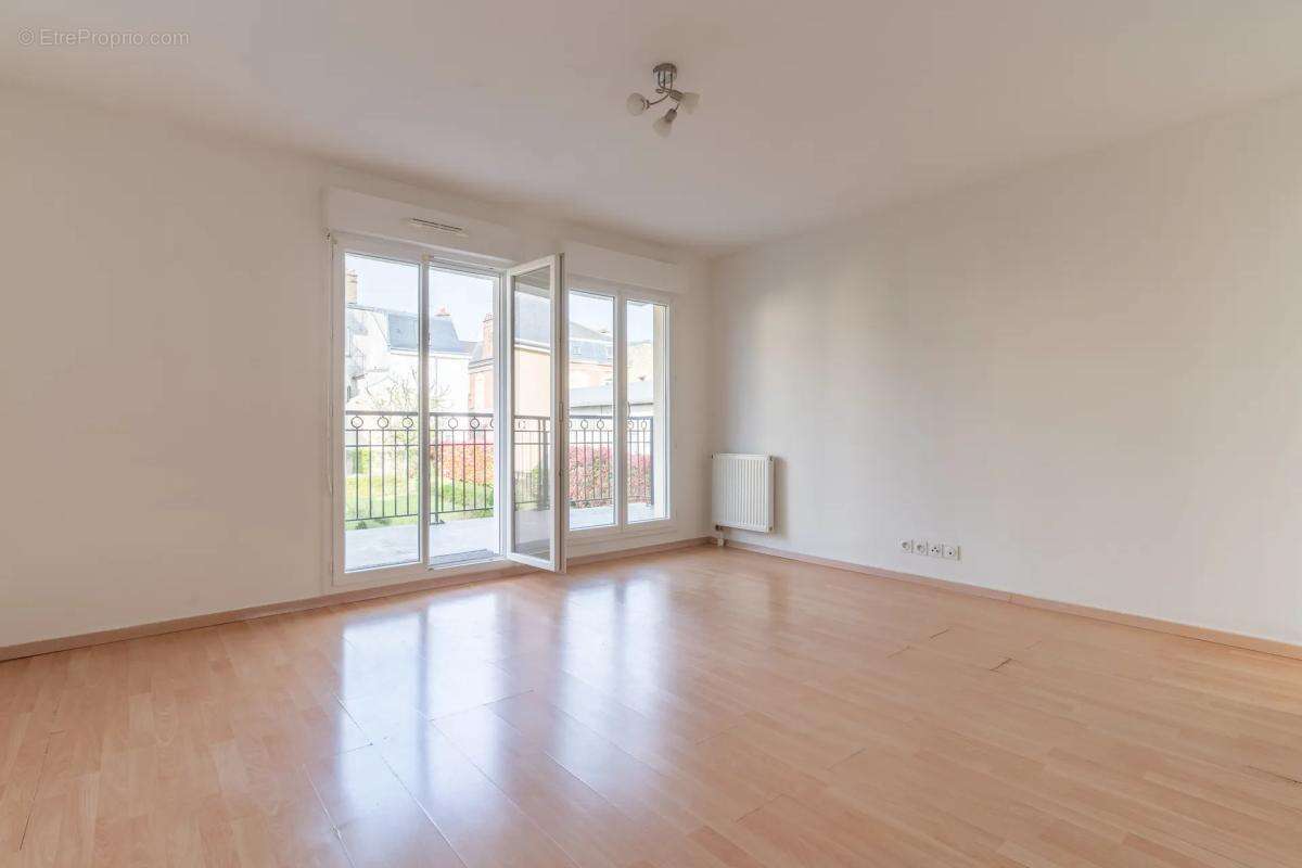 Appartement à SAINT-OUEN-L'AUMONE