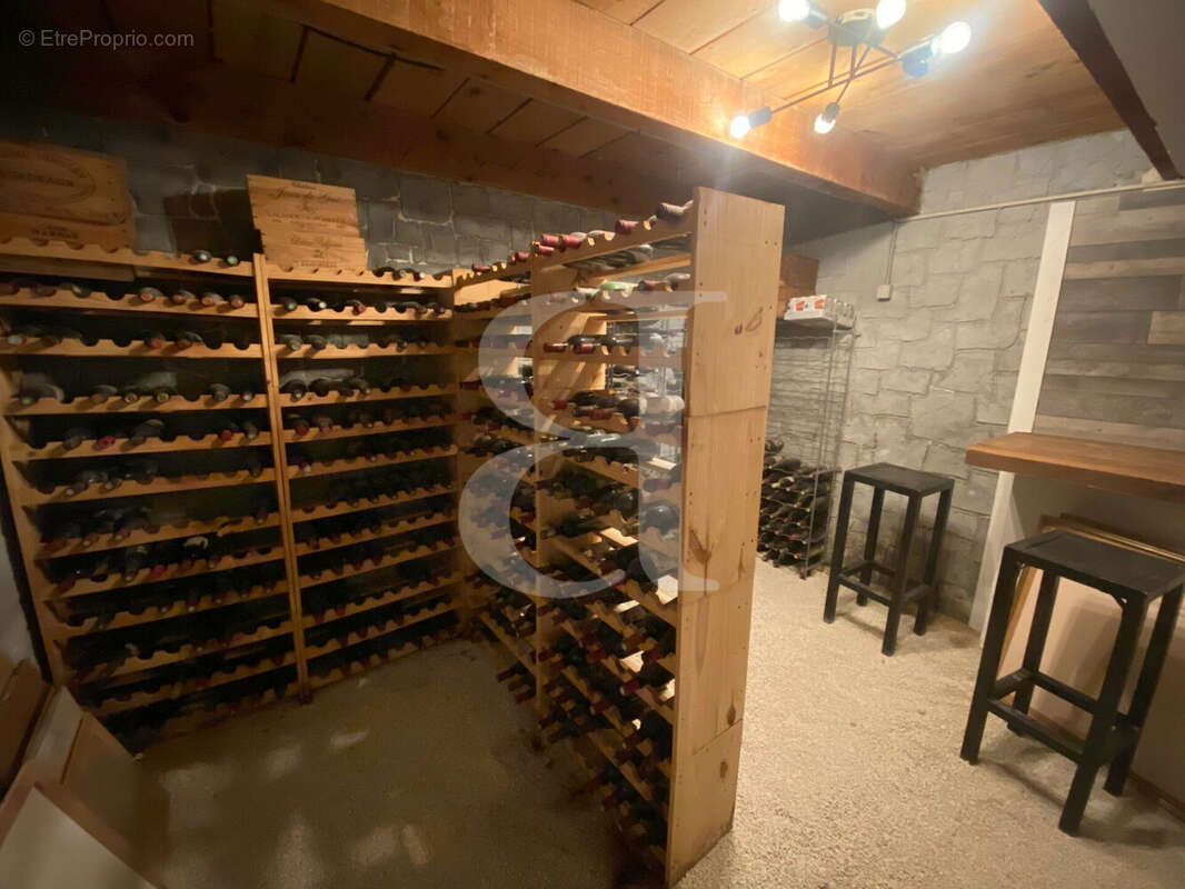 Maison à PERNES-LES-FONTAINES