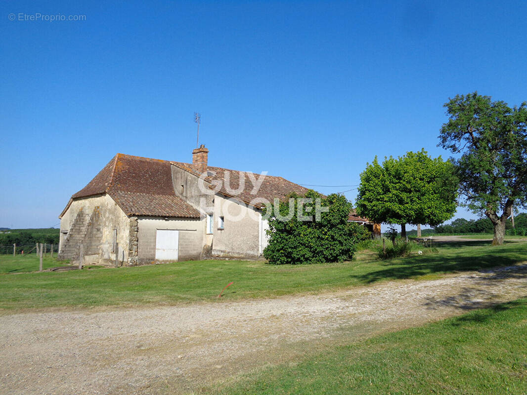 Maison à GONTAUD-DE-NOGARET