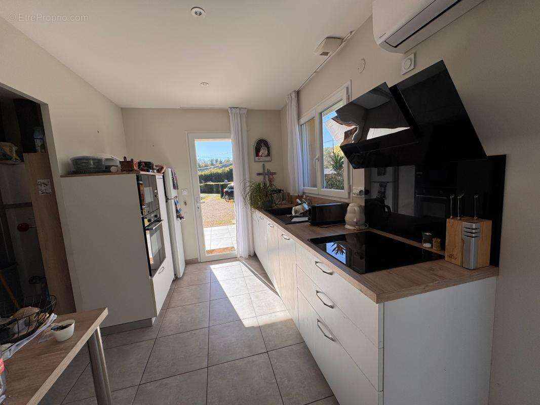 Maison à SICCIEU-SAINT-JULIEN-ET-CARISIEU