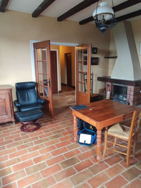 Maison à SAINT-YRIEIX-LA-PERCHE