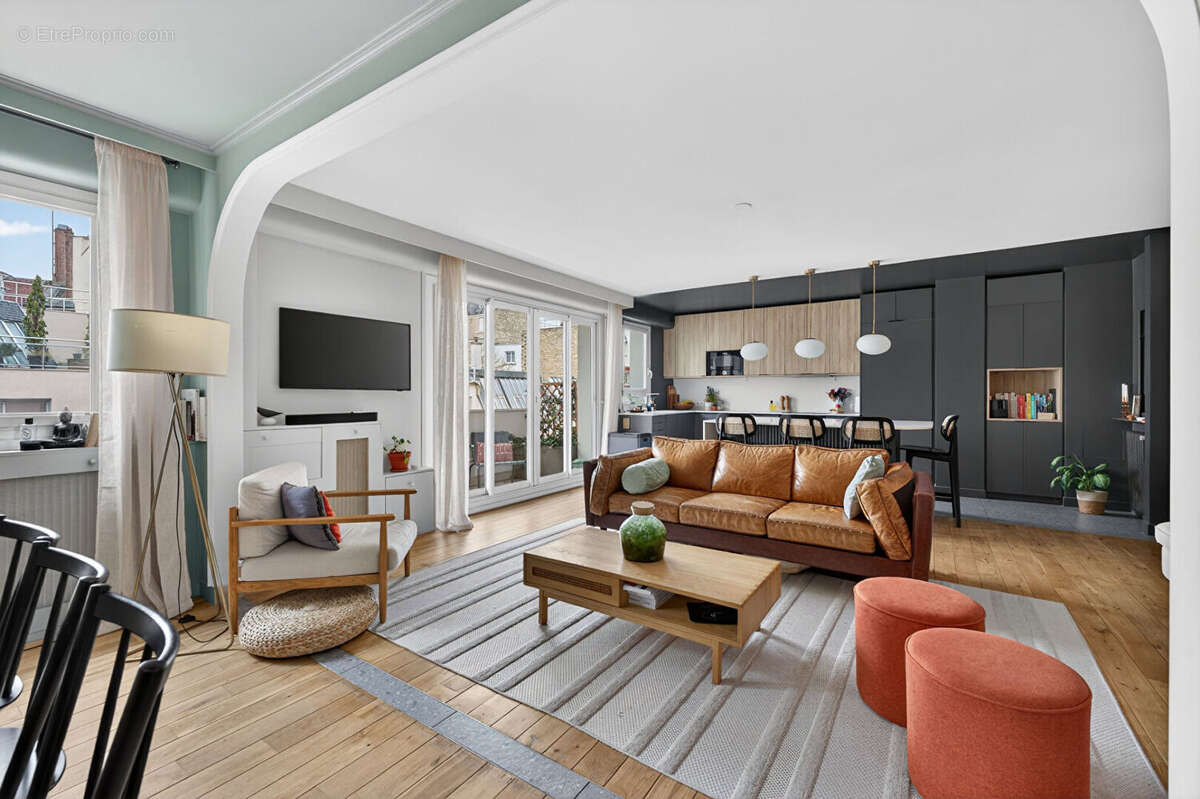 Appartement à PARIS-15E