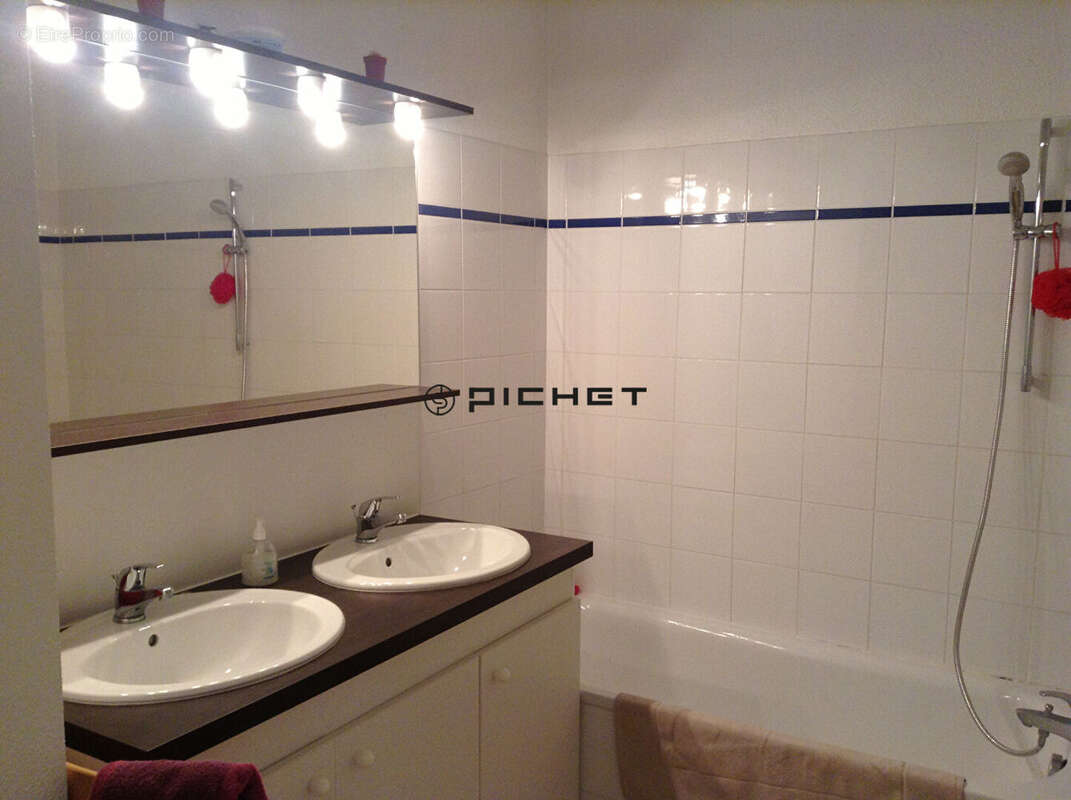 Appartement à LES ABRETS