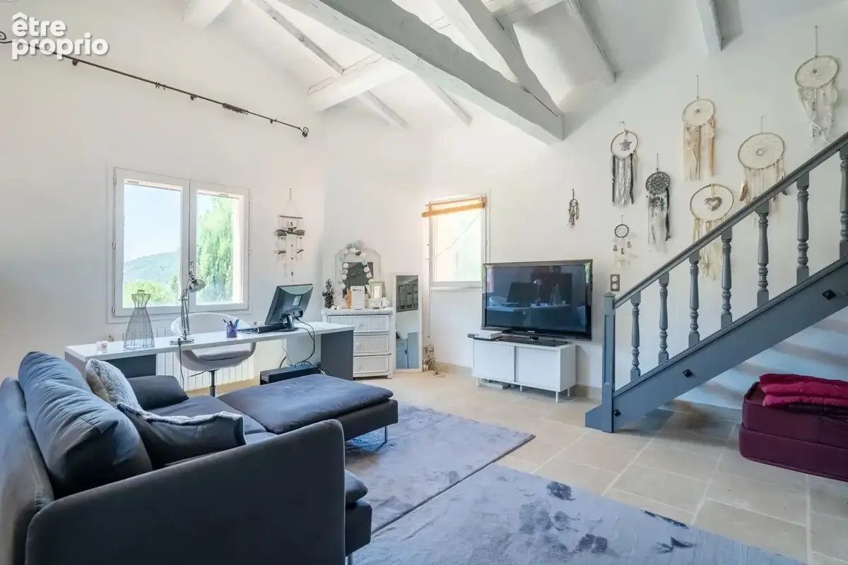 Élégante propriété rénovée au cœur de la nature, avec piscine et dépendance - photo 10