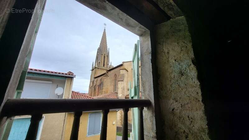 Maison à TRIE-SUR-BAISE