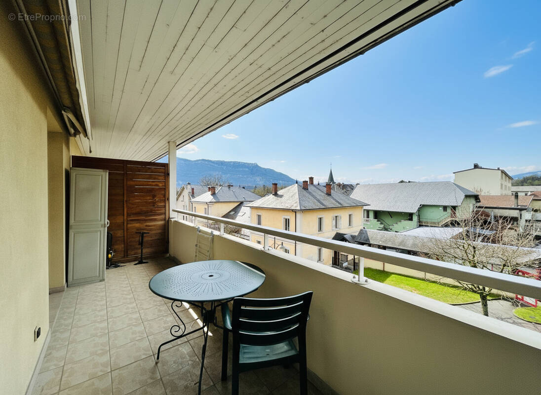 Appartement à LE BOURGET-DU-LAC