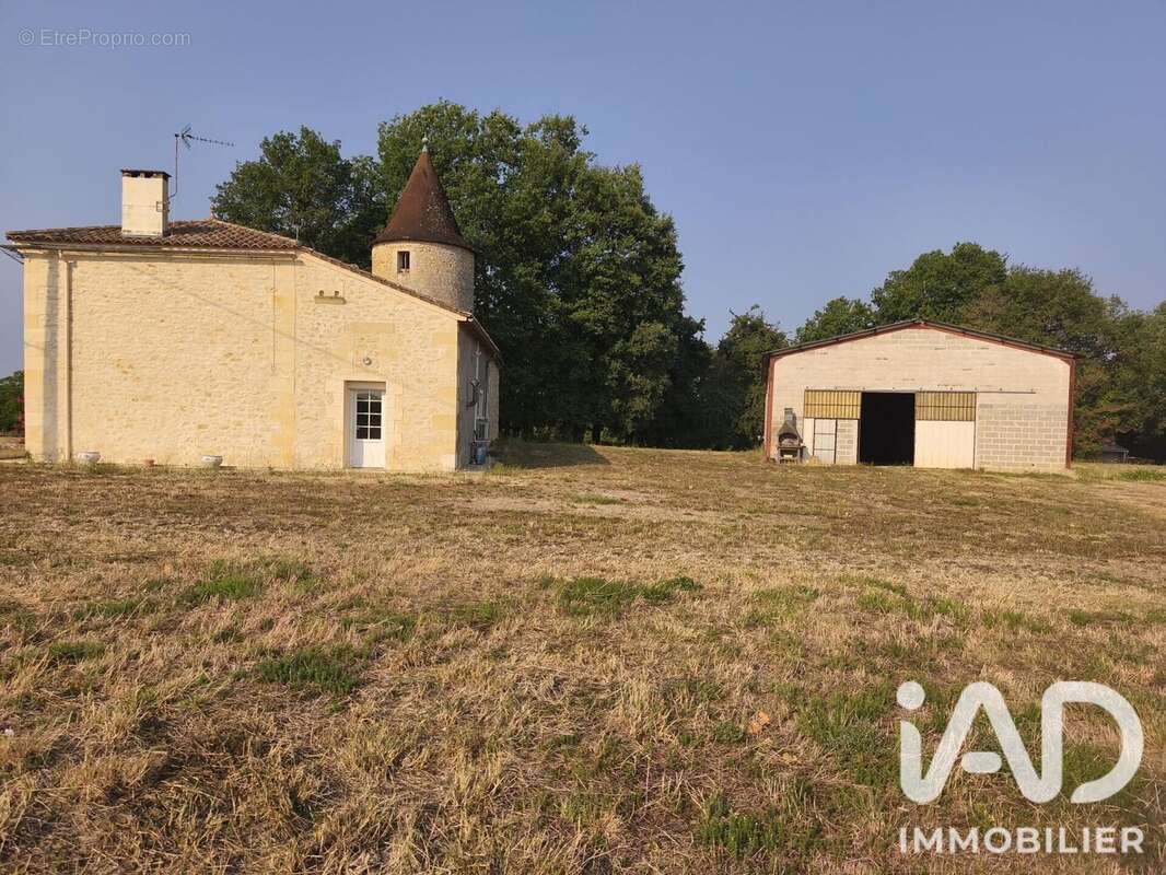 Maison 135 m² à Lugasson  - photo 3