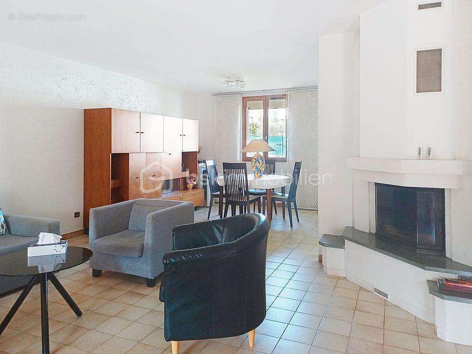 Maison à SAINT-GELY-DU-FESC