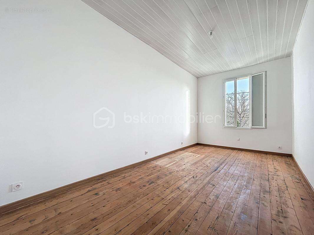 Maison à SAINTE-TERRE