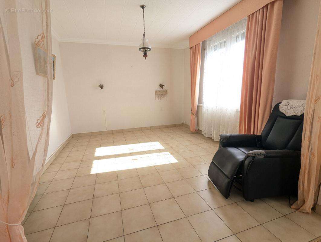 Maison à CAMPBON