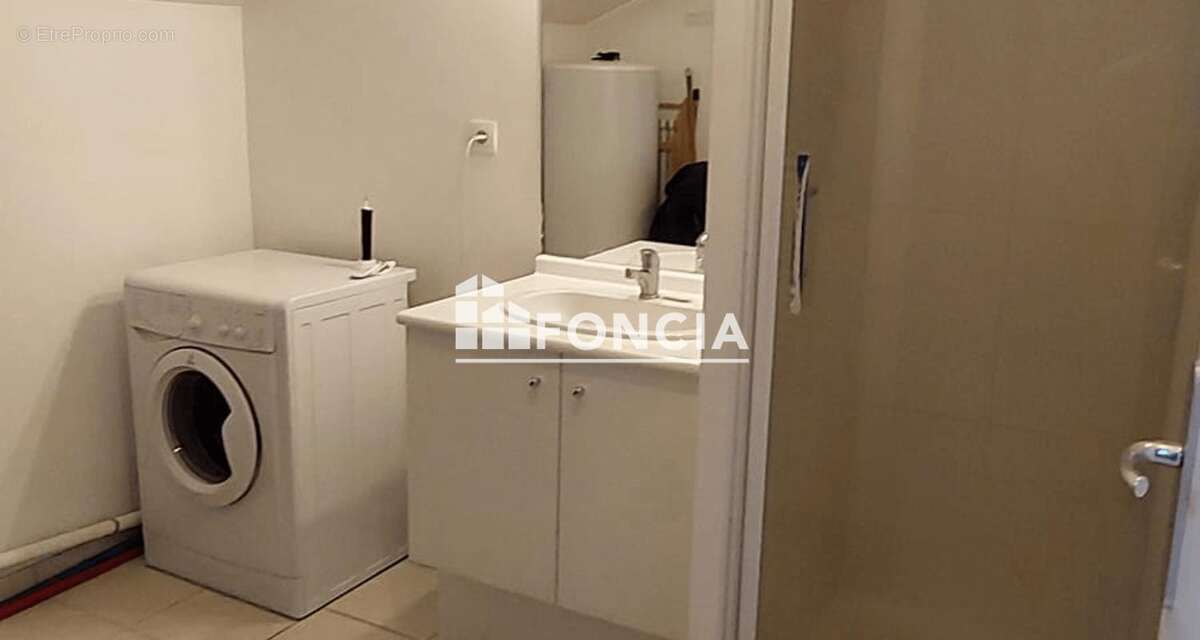 Appartement à VIZILLE