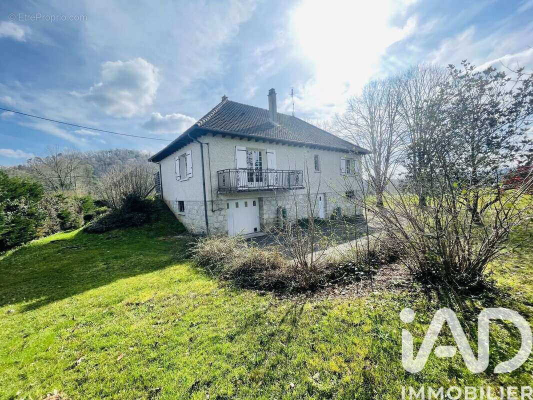 Photo 2 - Maison à BRIGNAC-LA-PLAINE