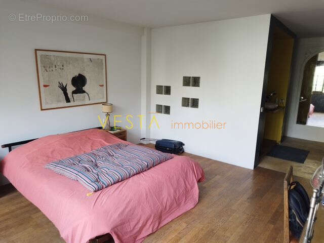 Commerce à MONTREUIL