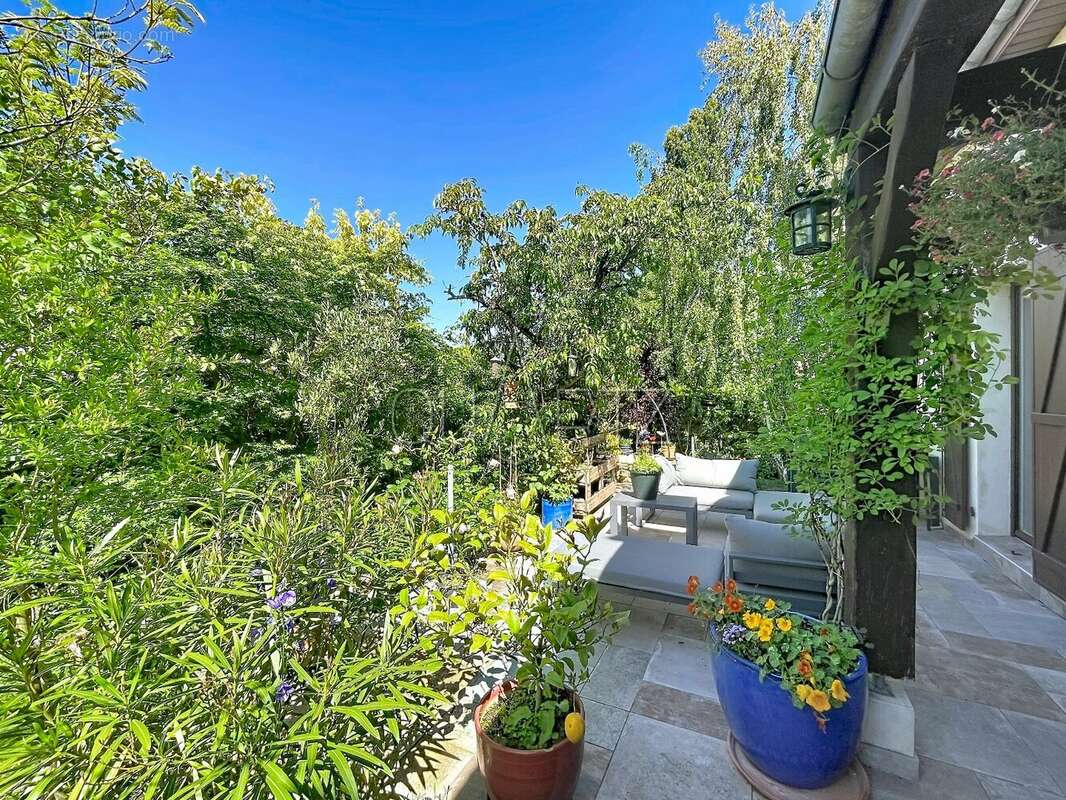 Maison familiale au coeur d'un jardin intimiste à Cormeilles-en-Vexin - photo 4