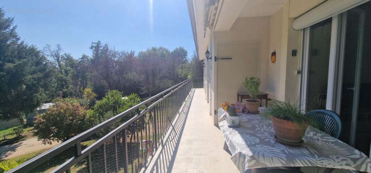 Maison à CHATEAU-L&#039;EVEQUE