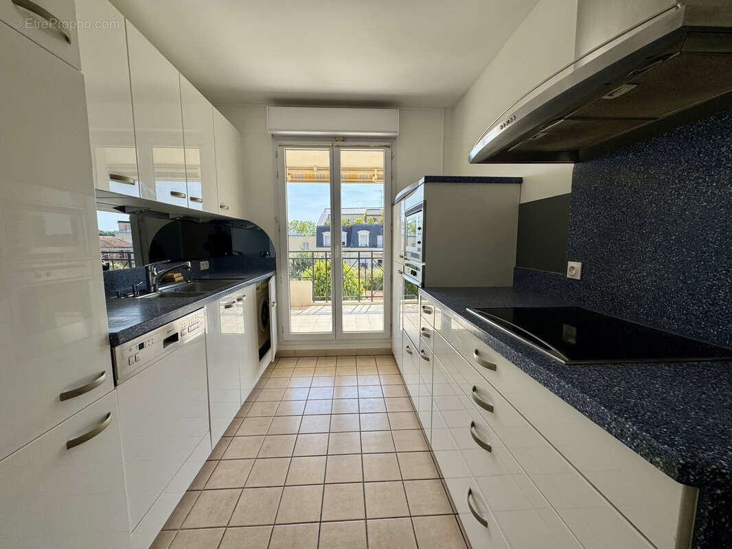 Appartement à LE PERREUX-SUR-MARNE