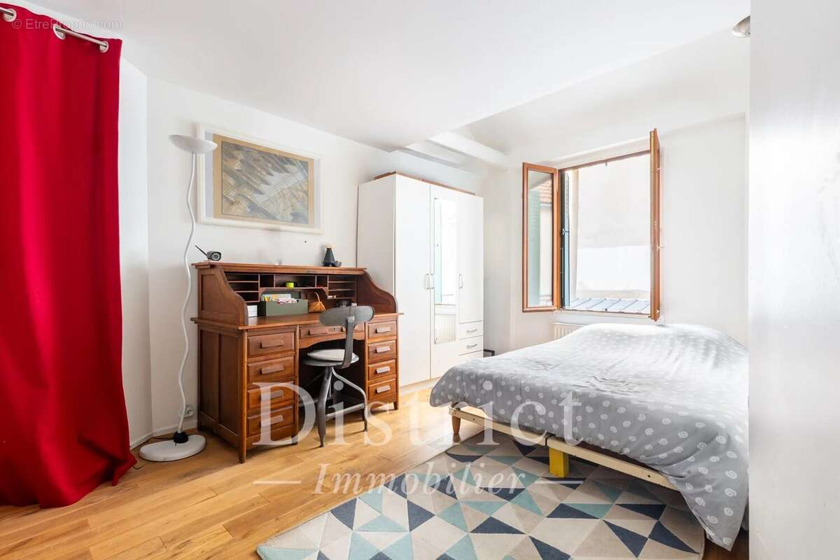Appartement à PARIS-11E