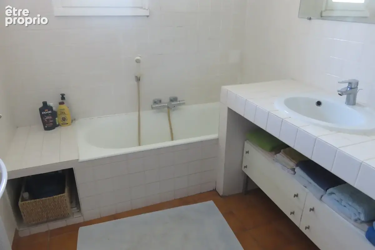 À Aix-Les-Bains, maison de 76.13m2 à vendre avec terrasse, terrain 967m2 - photo 8