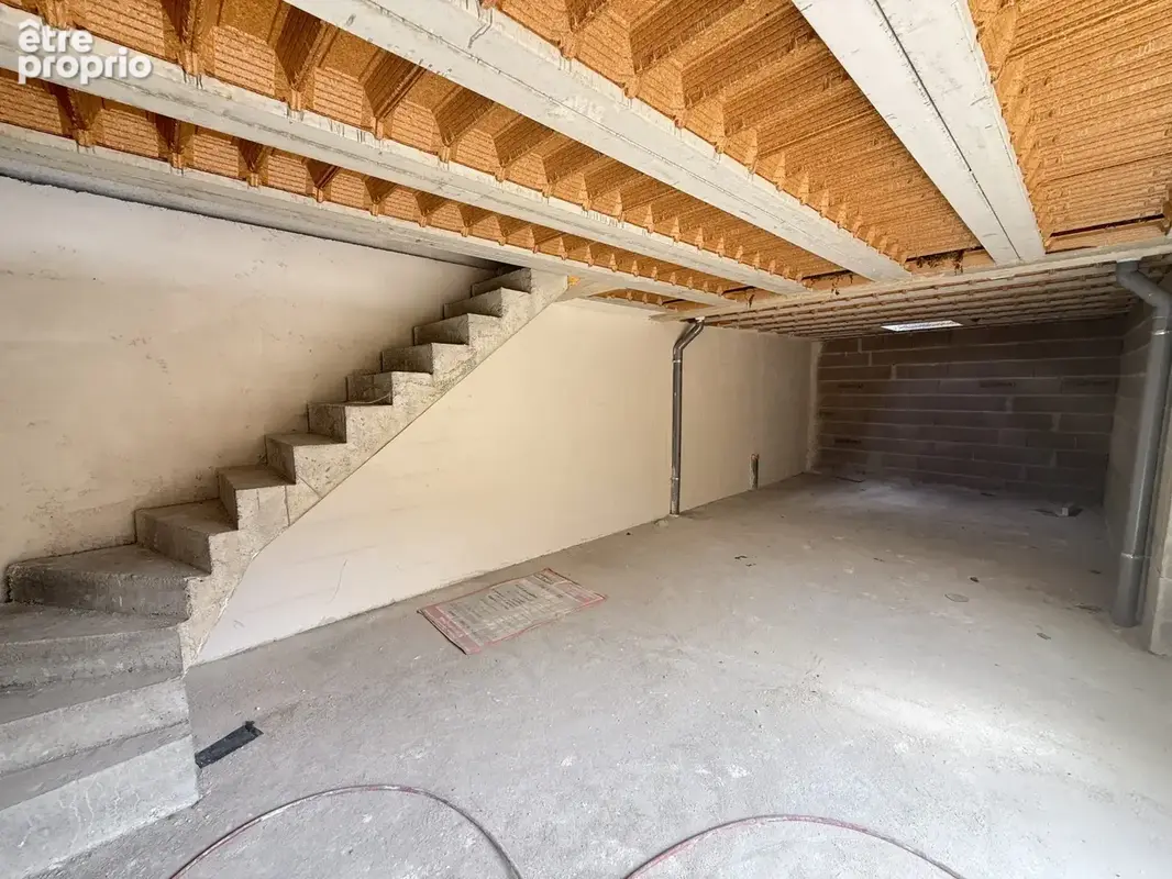 Maison 75 m² à Villefranche-Sur-Saone  - photo 4