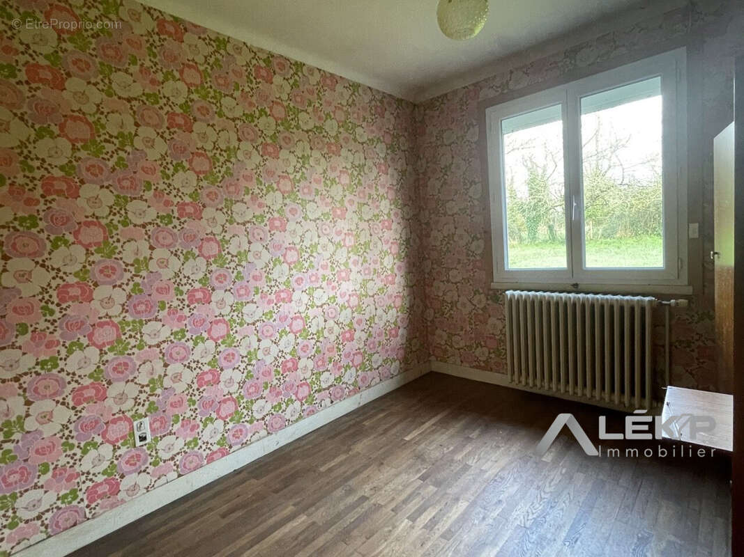 Maison à LES HERBIERS