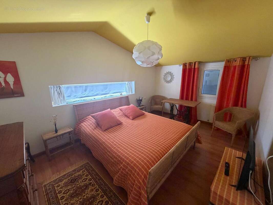 Photo 8 - Maison à VERINES